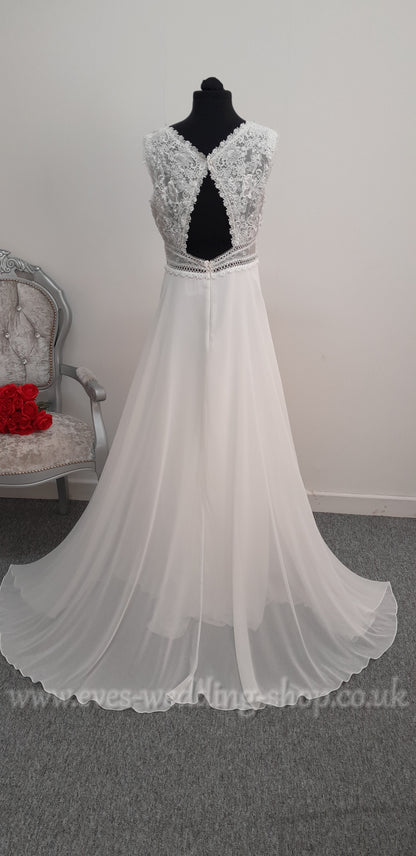 Kelsey Rose ivory wedding dress UK 12