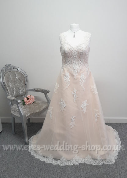 Ladybird 421054 ivory nude wedding dress UK 18