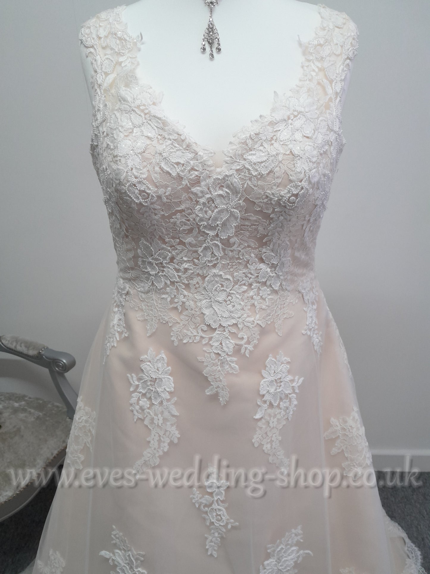 Ladybird 421054 ivory nude wedding dress UK 18