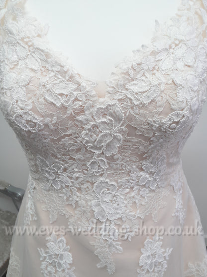 Ladybird 421054 ivory nude wedding dress UK 18