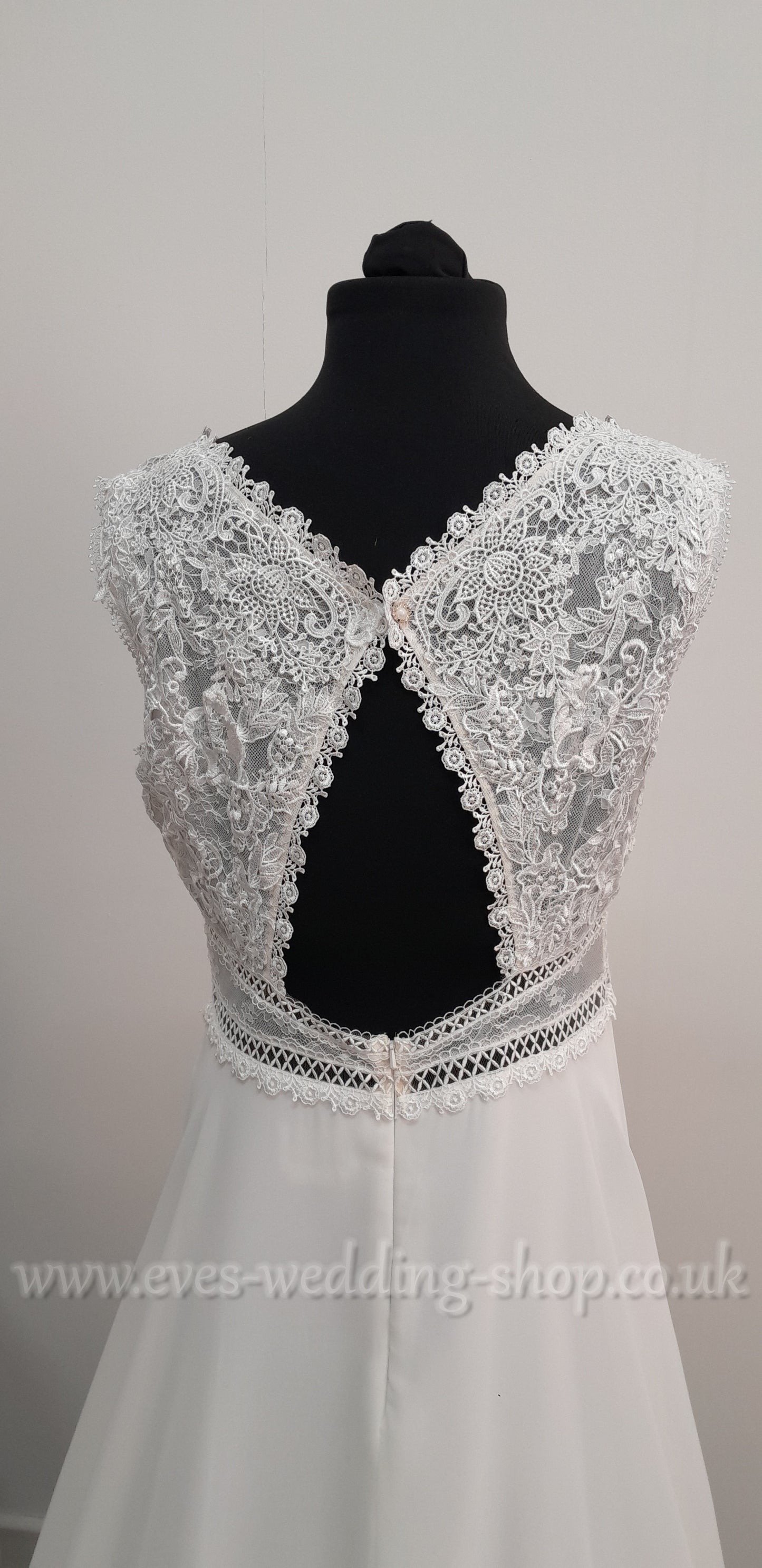 Kelsey Rose ivory wedding dress UK 12