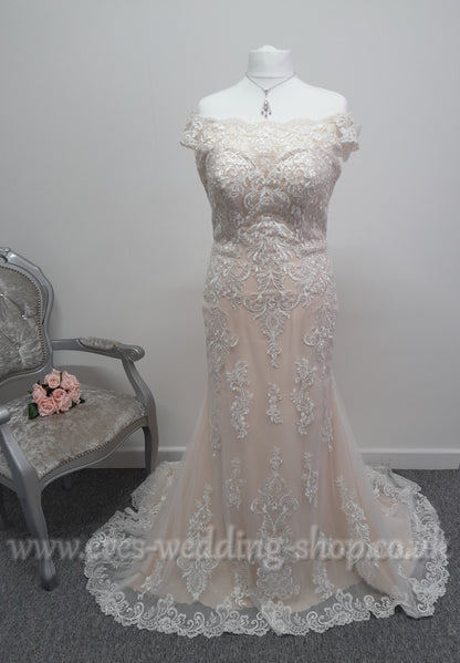 Ladybird 421056 sparkly ivory nude off shoulder wedding dress UK 18