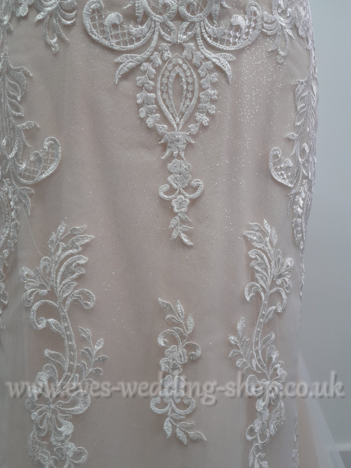 Ladybird 421056 sparkly ivory nude off shoulder wedding dress UK 18