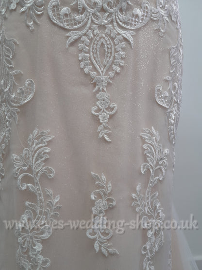 Ladybird 421056 sparkly ivory nude off shoulder wedding dress UK 18
