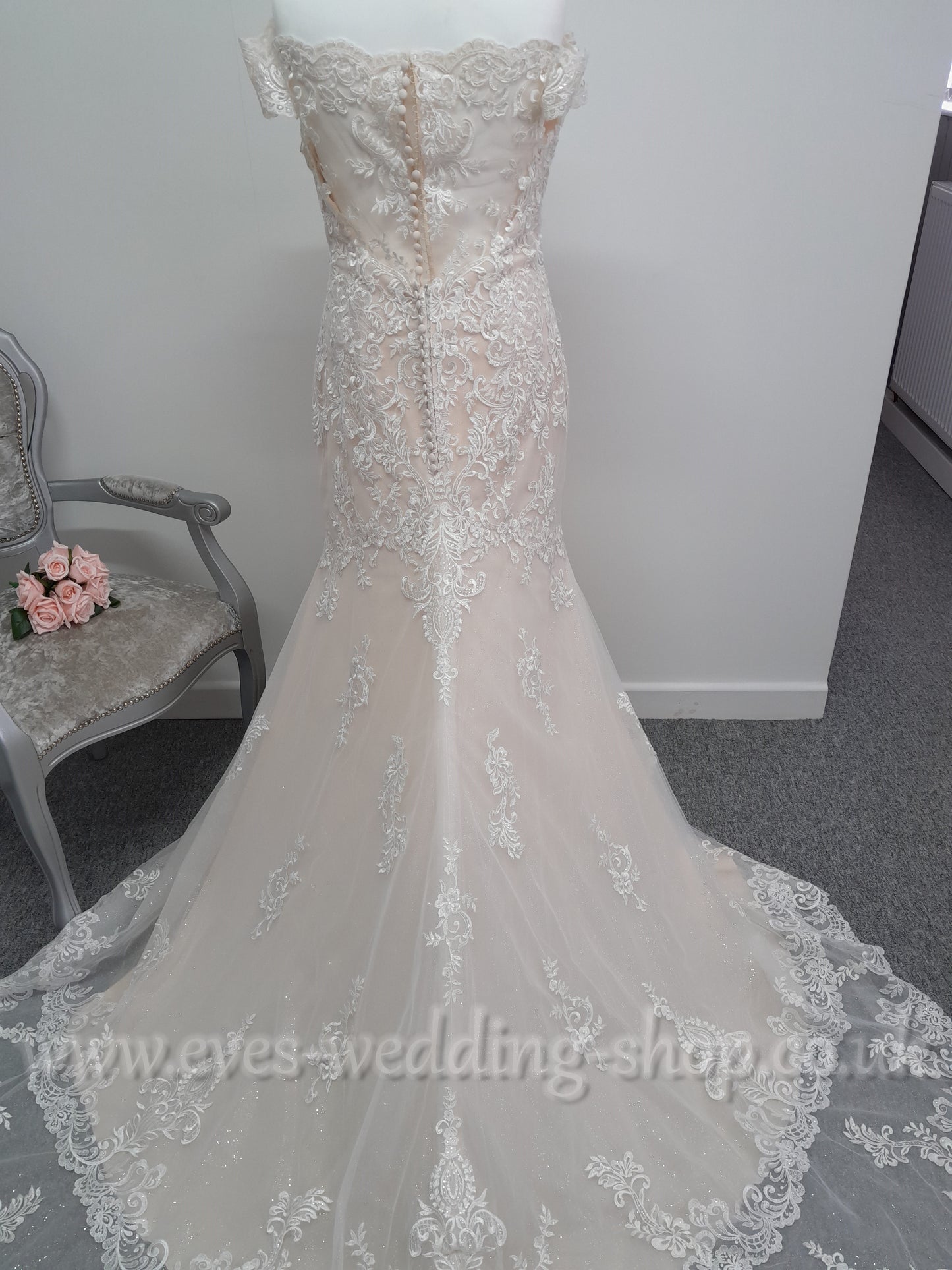 Ladybird 421056 sparkly ivory nude off shoulder wedding dress UK 18
