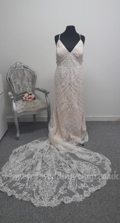Oleg Cassini ivory / champagne colour wedding dress US 24, UK 26