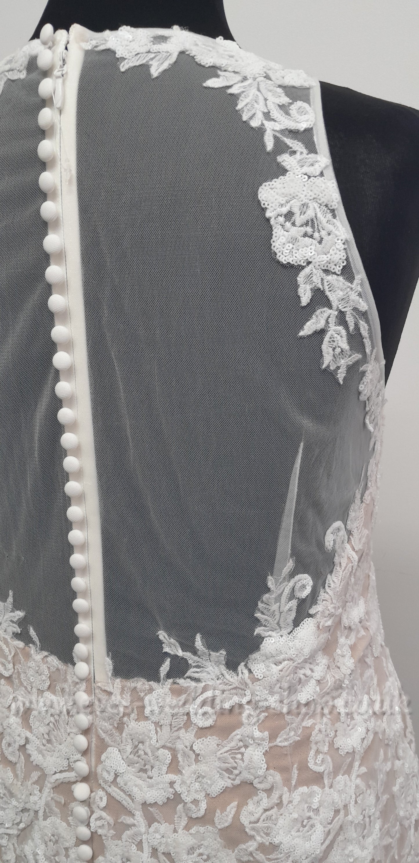 David's Bridal ivory bisque wedding dress US 24/ UK 26