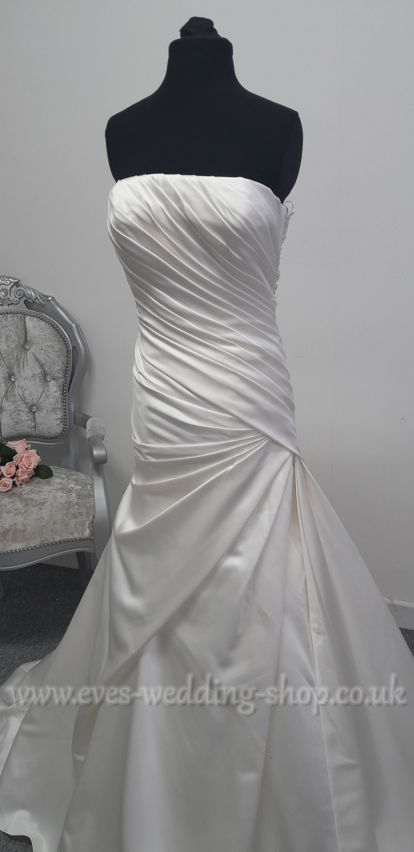 Anna Lizh satin wedding dress UK 14