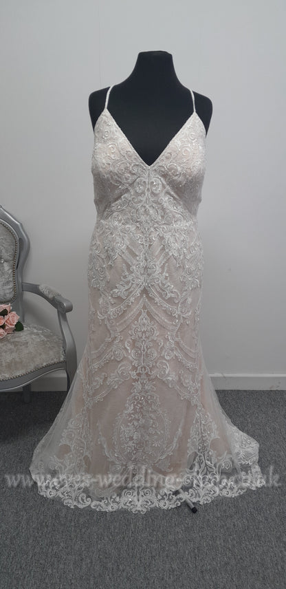 Oleg Cassini ivory / champagne colour wedding dress US 24, UK 26