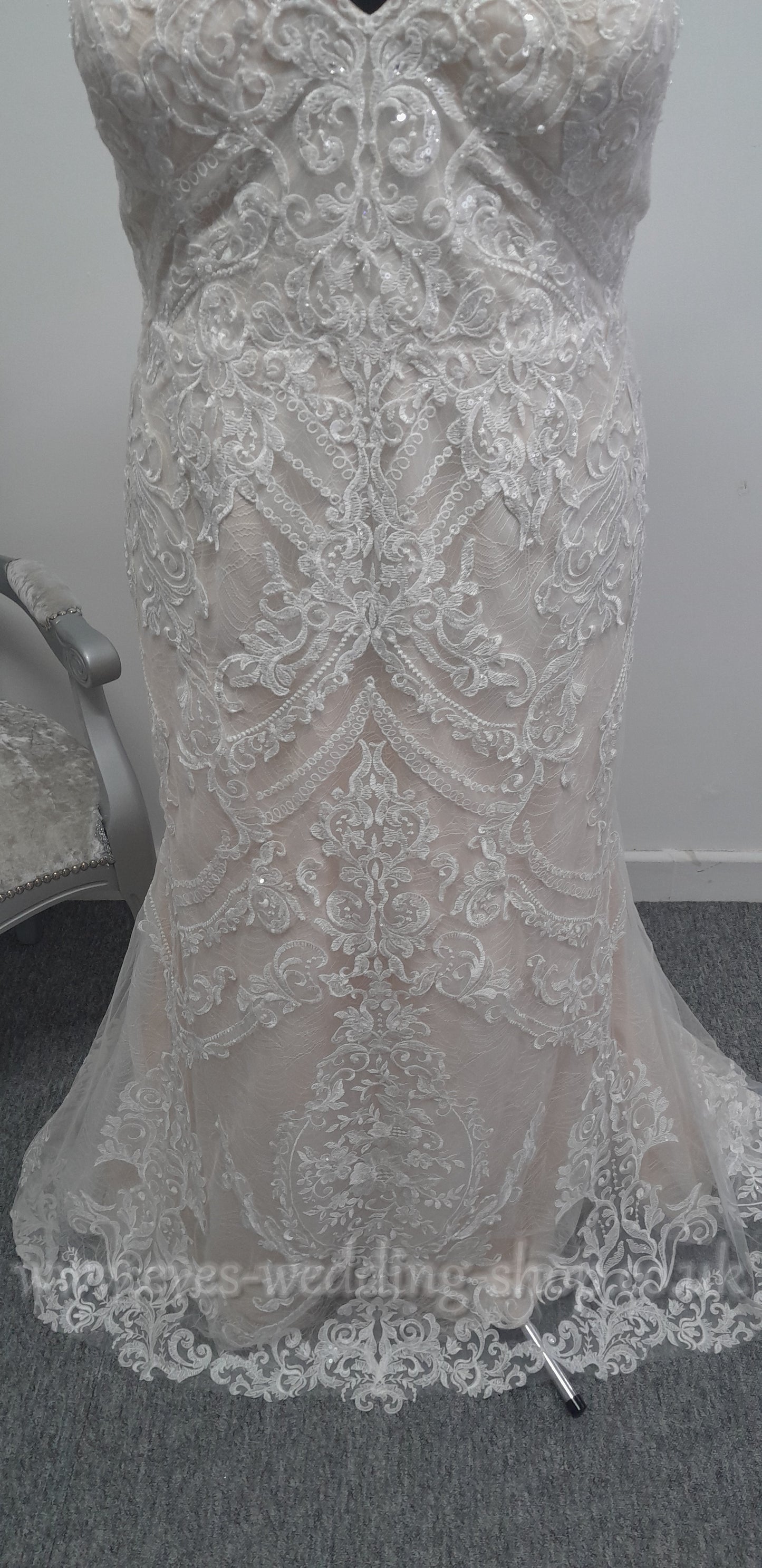 Oleg Cassini ivory / champagne colour wedding dress US 24, UK 26