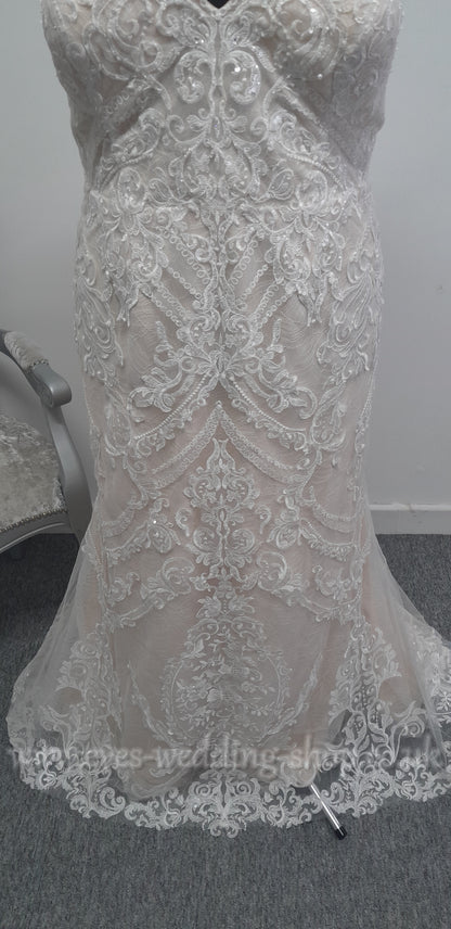 Oleg Cassini ivory / champagne colour wedding dress US 24, UK 26