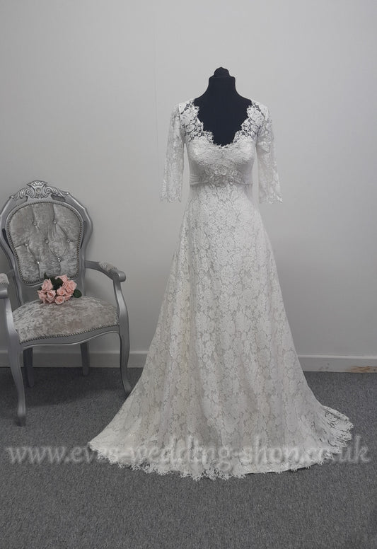 Millie May ivory lace wedding dress with sleeves UK 14