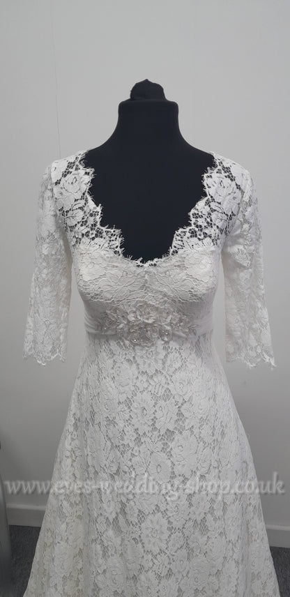 Millie May ivory lace wedding dress with sleeves UK 14