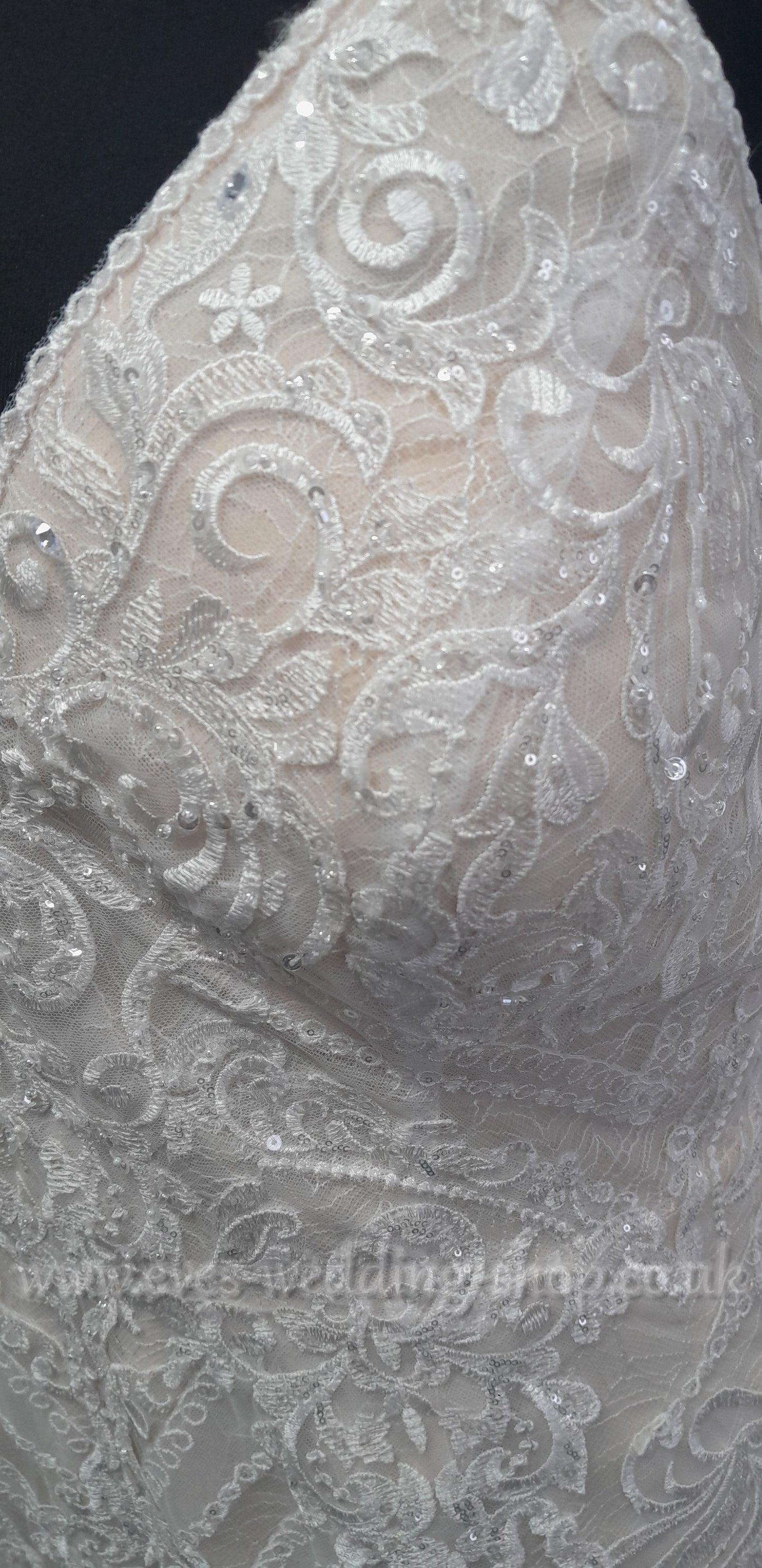 Oleg Cassini ivory / champagne colour wedding dress US 24, UK 26
