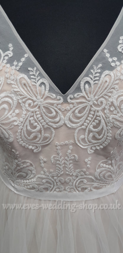 Galina ivory stone colour wedding dress US 18, UK 20