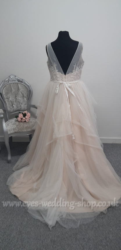 Galina ivory stone colour wedding dress US 18, UK 20