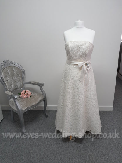 Rosetta Nicollini 'Naomi' ivory lace ankle length wedding dress UK 16/18
