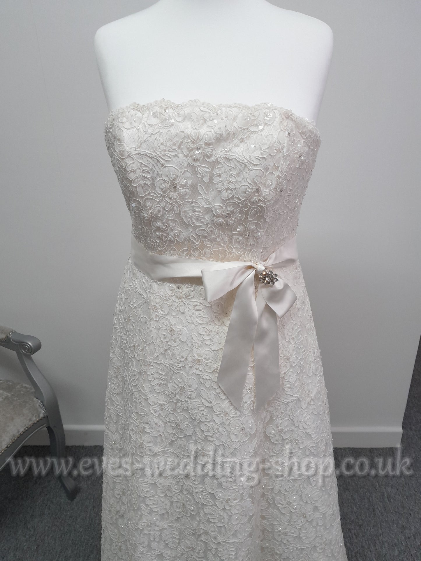 Rosetta Nicollini 'Naomi' ivory lace ankle length wedding dress UK 16/18