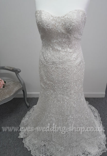 Maggie Sottero ''Lottie'' ivory crochet wedding dress UK 14