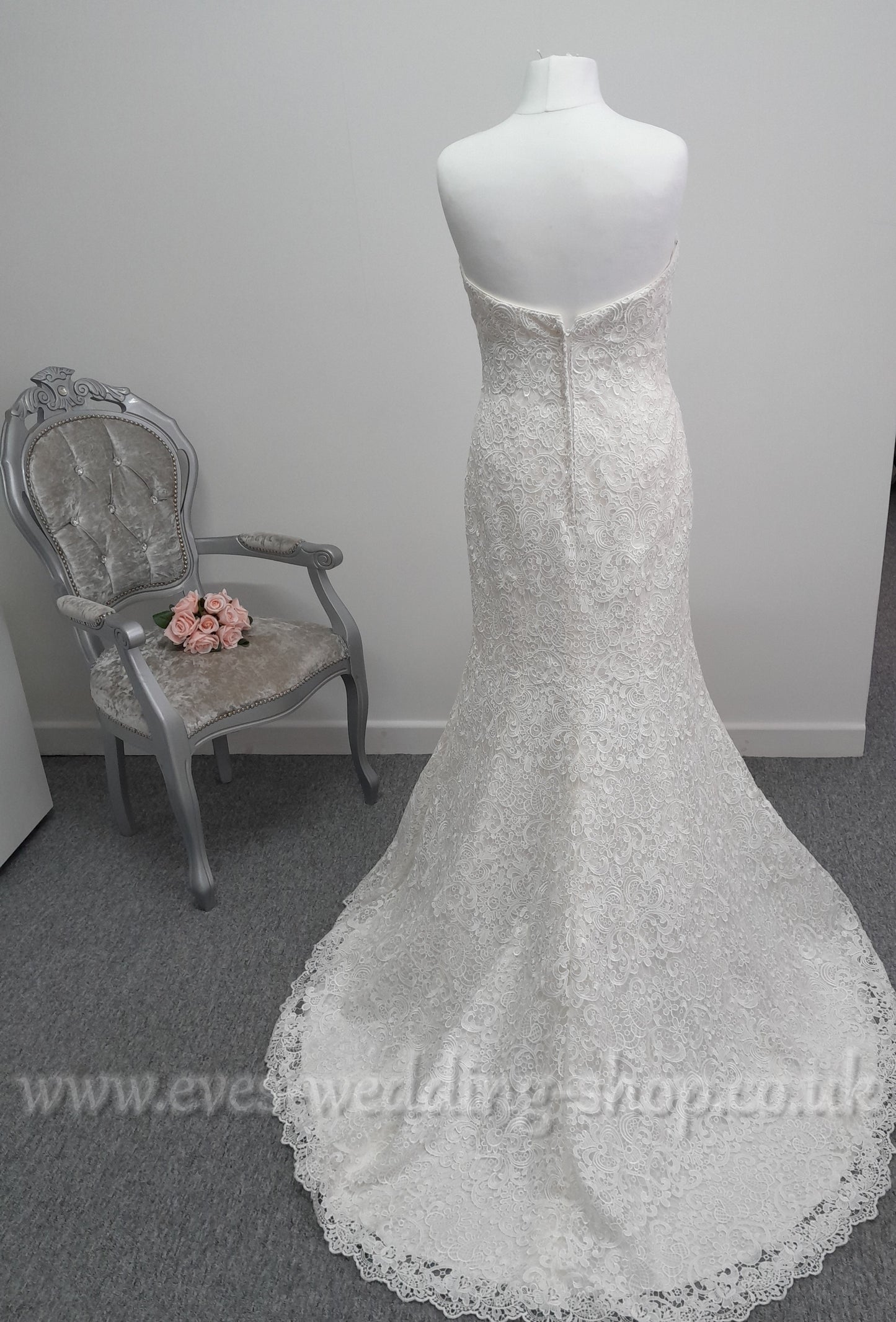 Maggie Sottero ''Lottie'' ivory crochet wedding dress UK 14