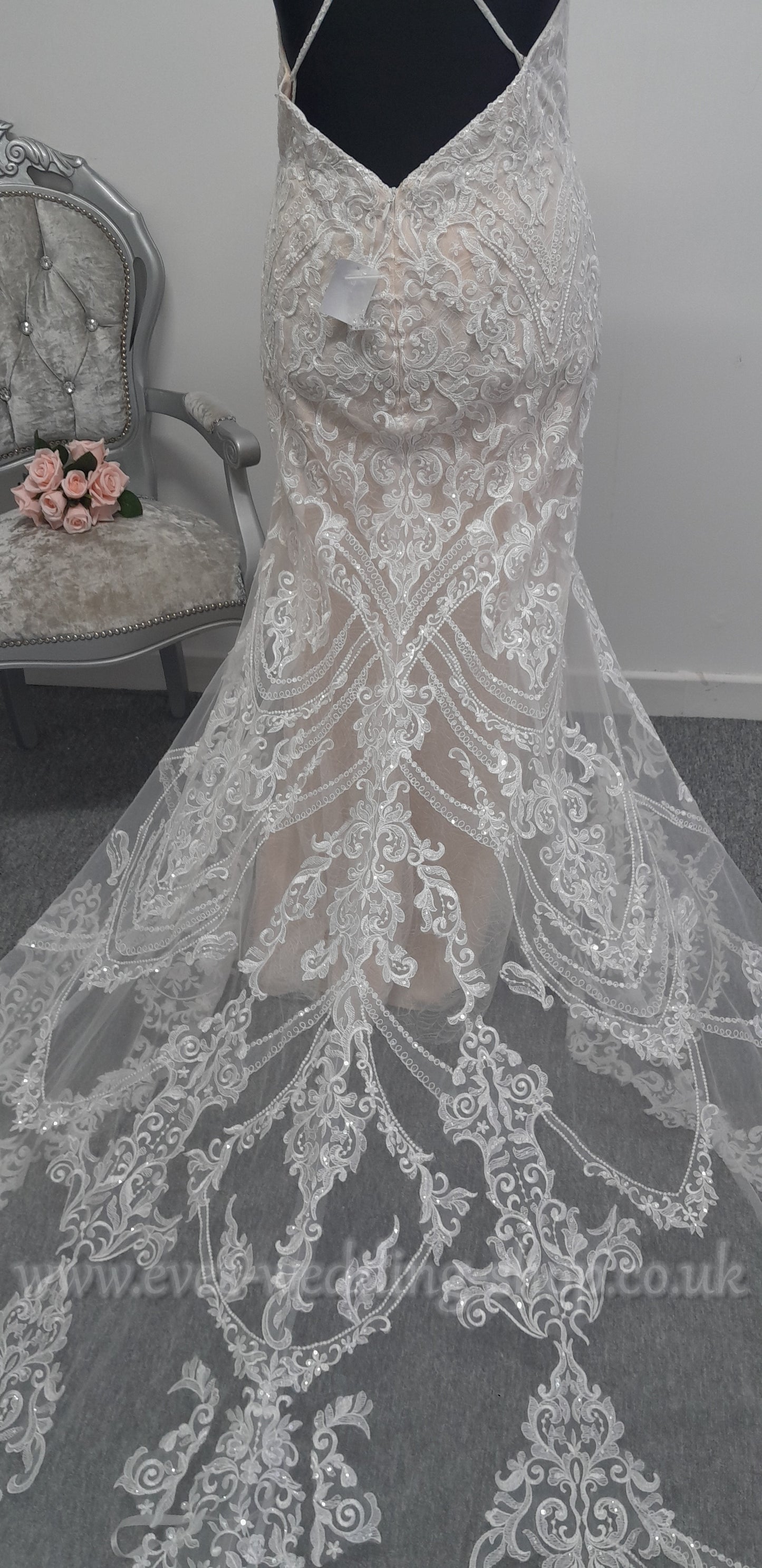 Oleg Cassini ivory / champagne colour wedding dress US 24, UK 26
