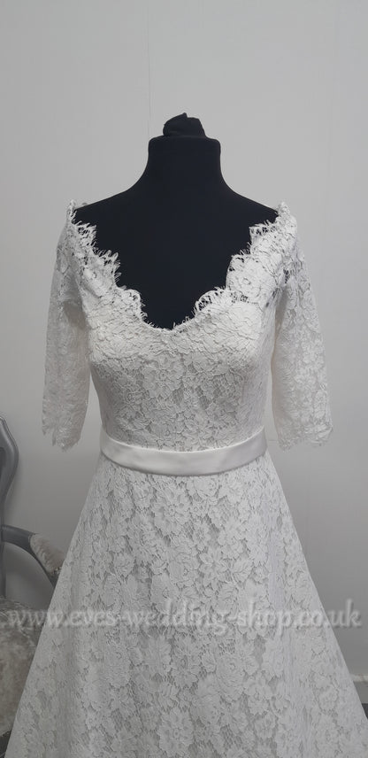 Millie May off the shoulder ivory lace wedding dress UK 16