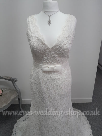 Millie May MG006 ivory lace wedding dress UK18