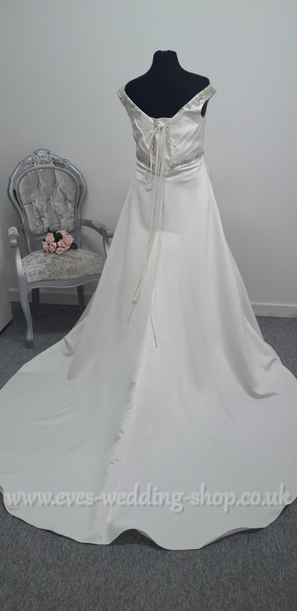 Sonsie ivory wedding dress UK 20