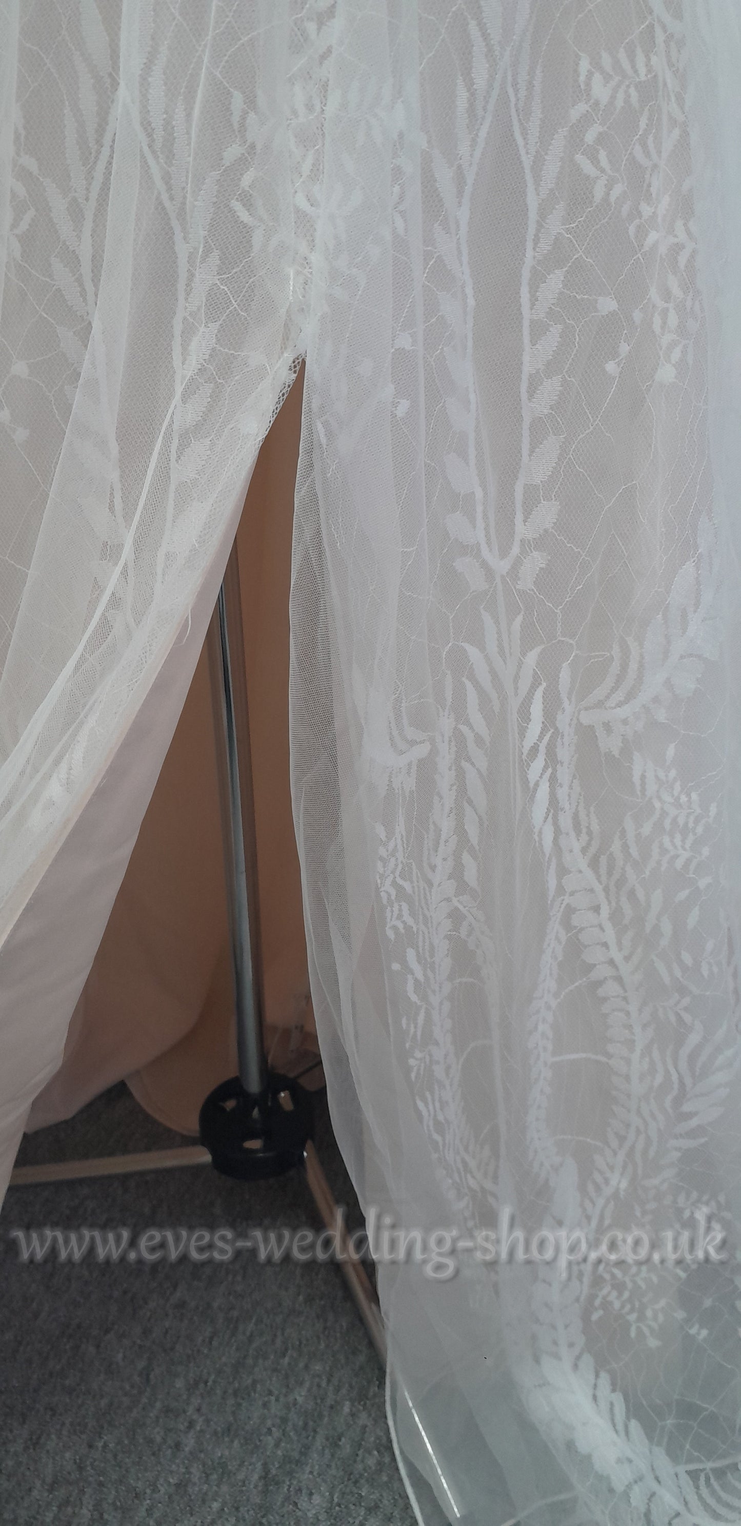 DB Studio ivory stone colour wedding dress US 16, UK 18