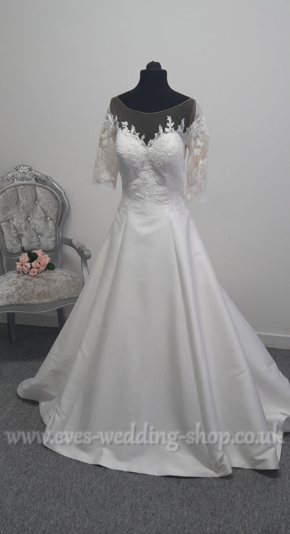 Anna Lizh ivory wedding dress with sleeves UK 14