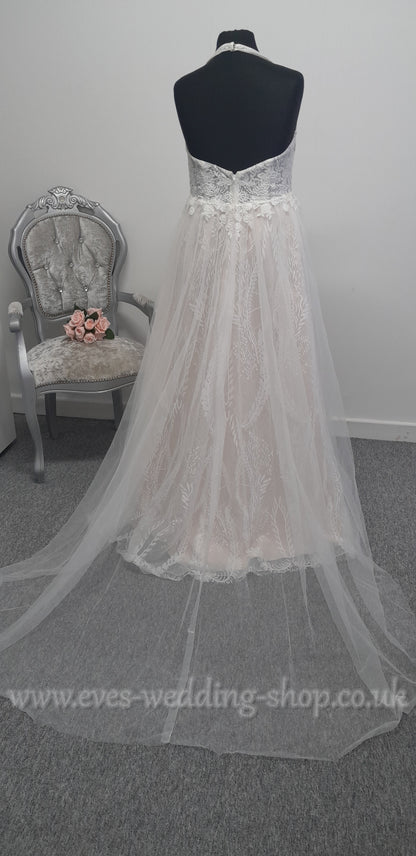 DB Studio ivory stone colour wedding dress US 16, UK 18