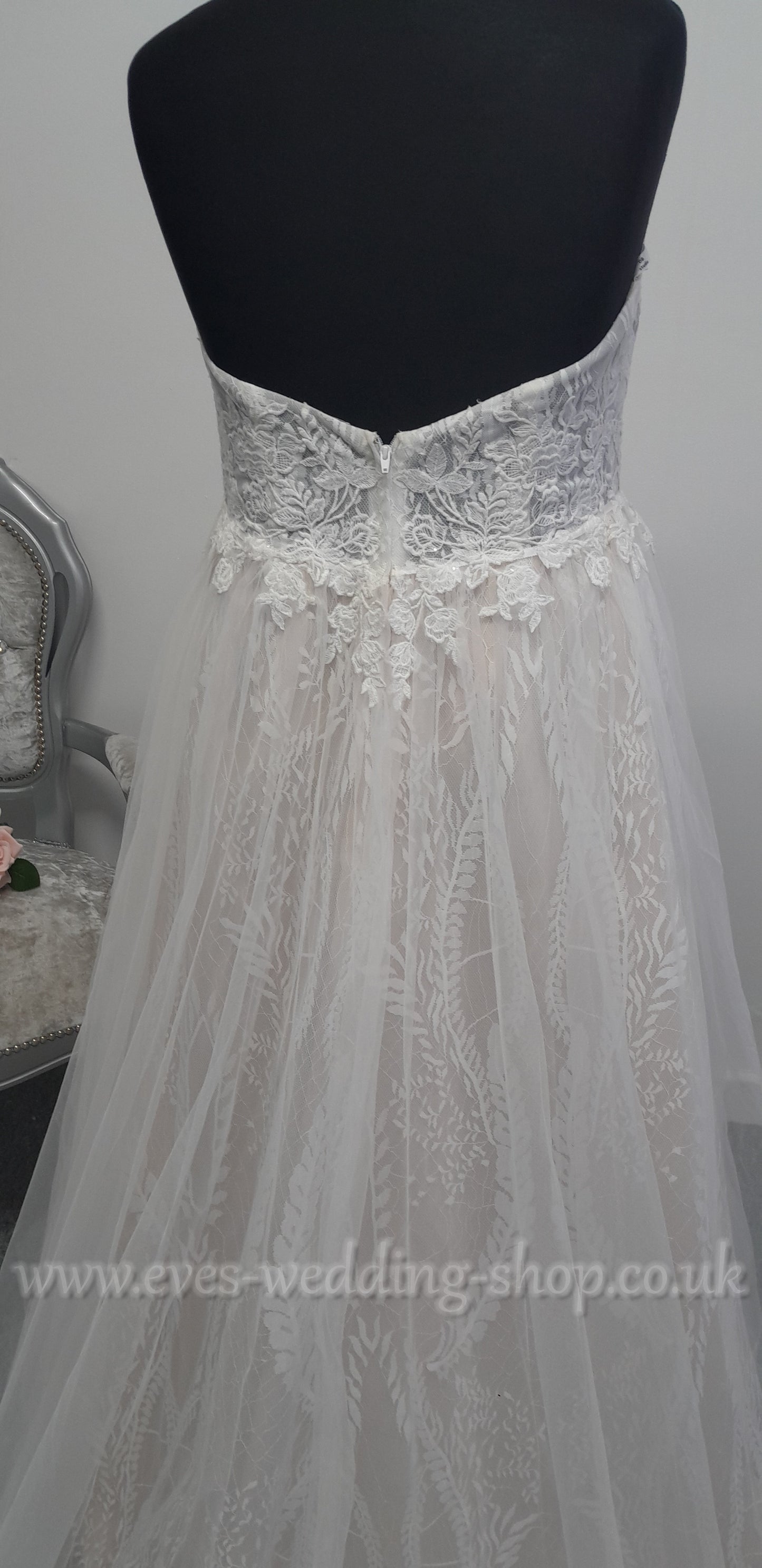 DB Studio ivory stone colour wedding dress US 16, UK 18