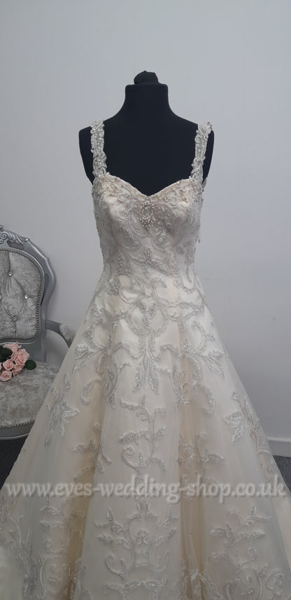 Christine Dando vanilla colour wedding dress UK 12