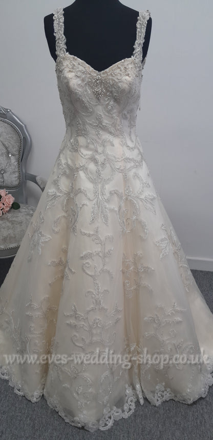 Christine Dando vanilla colour wedding dress UK 12