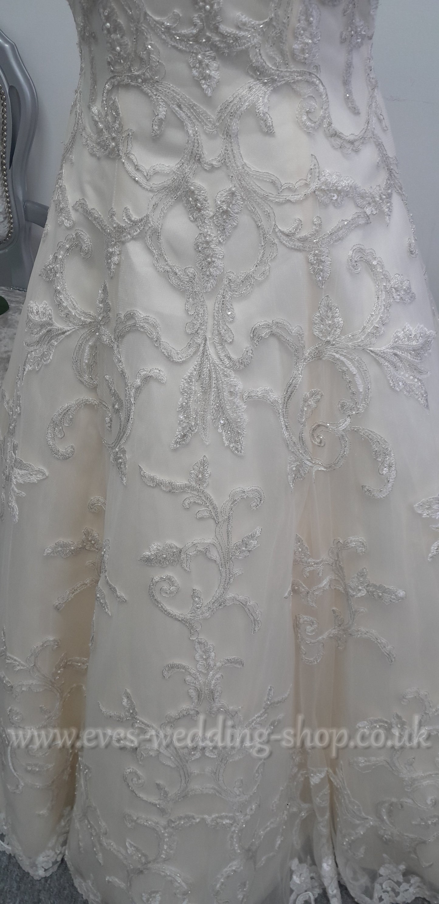Christine Dando vanilla colour wedding dress UK 12