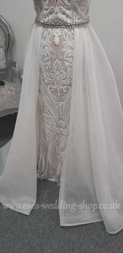Off white / nude wedding dress UK 6
