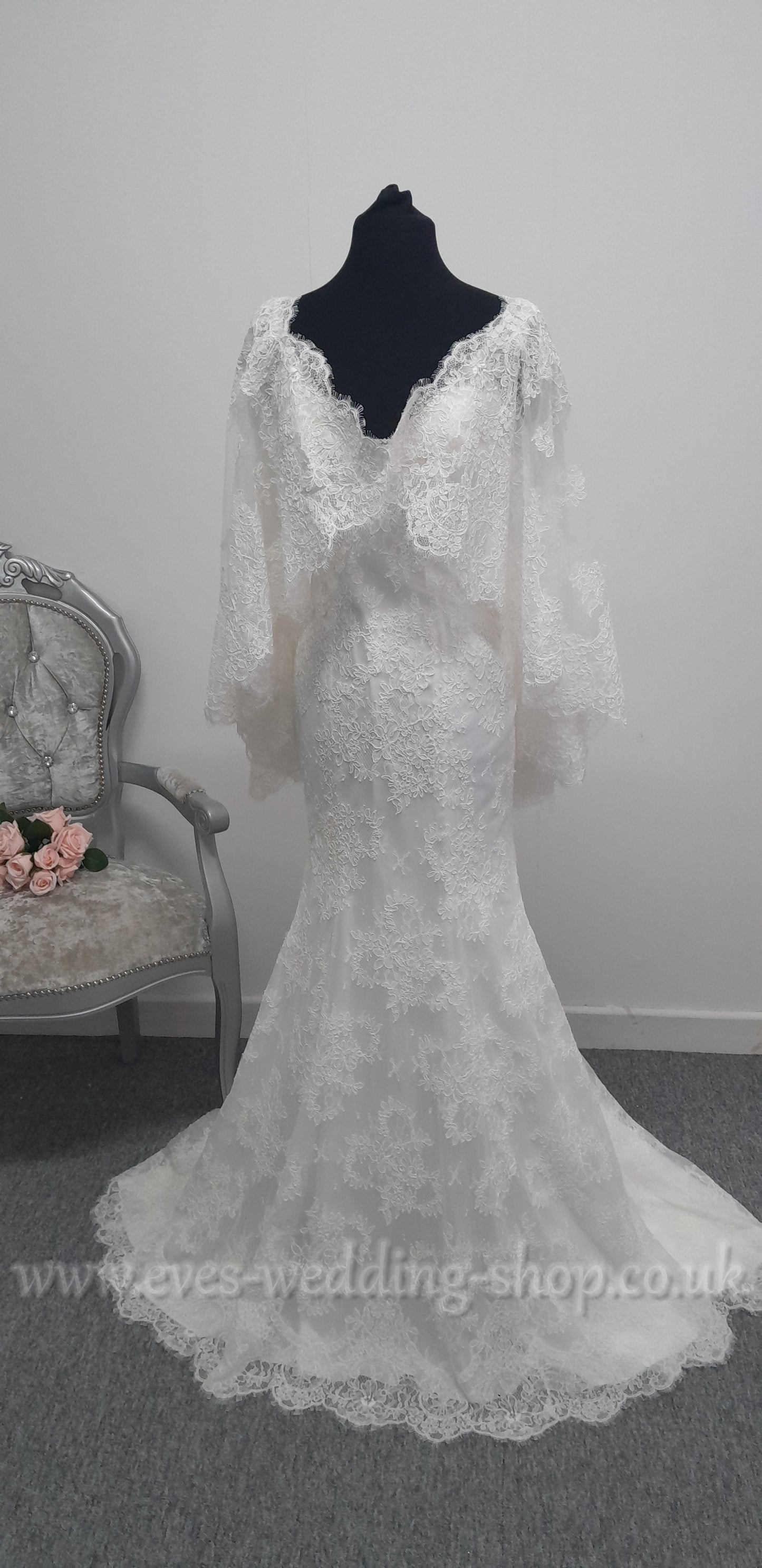 Ronald Joyce ivory wedding dress with detachable cape approx UK10