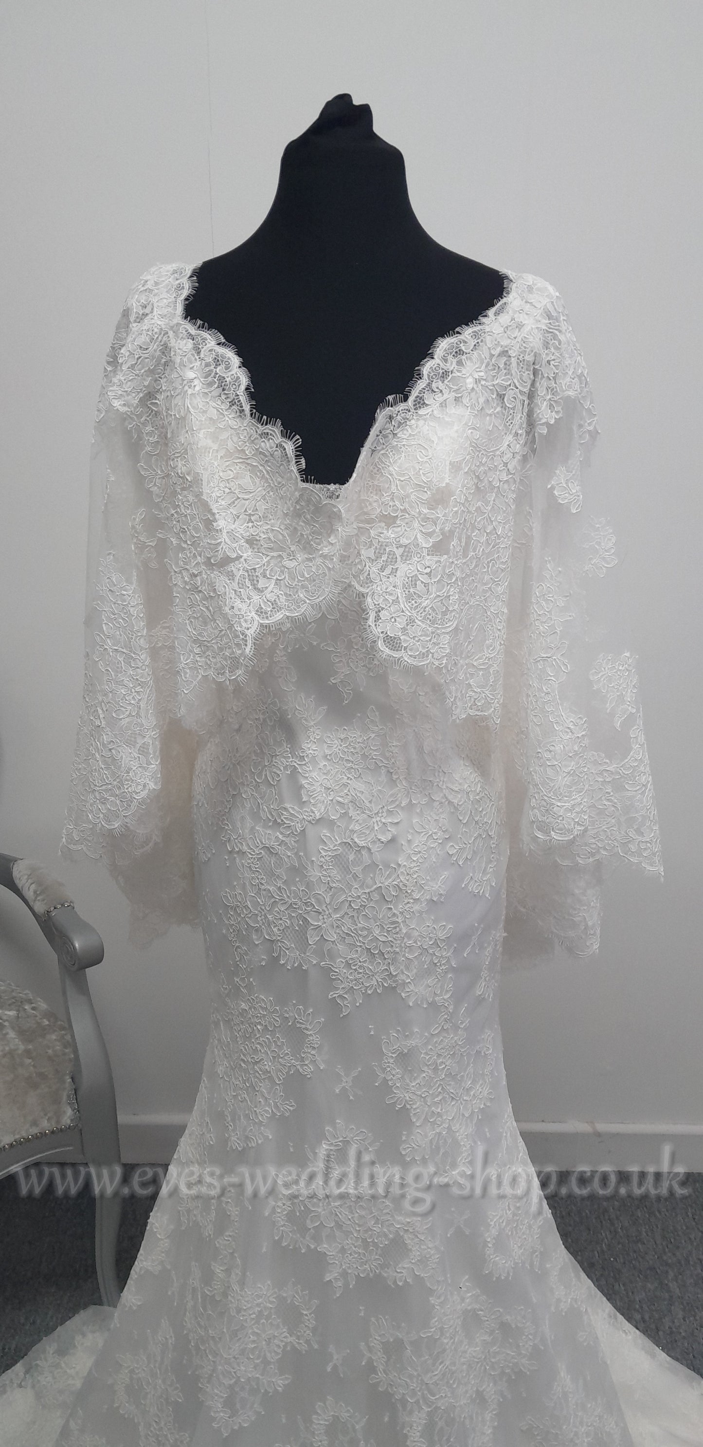 Ronald Joyce ivory wedding dress with detachable cape approx UK10