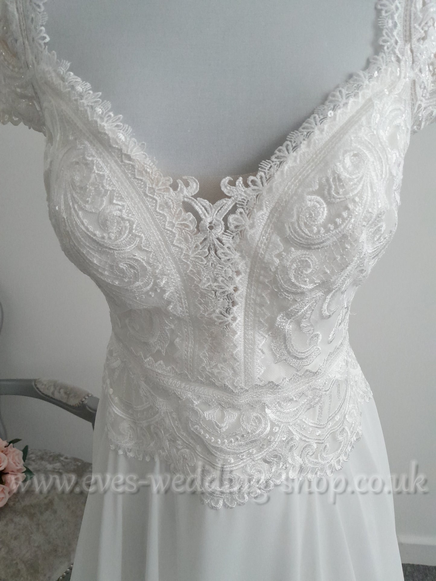Angela Bianca ivory wedding dress EU 42, UK 14