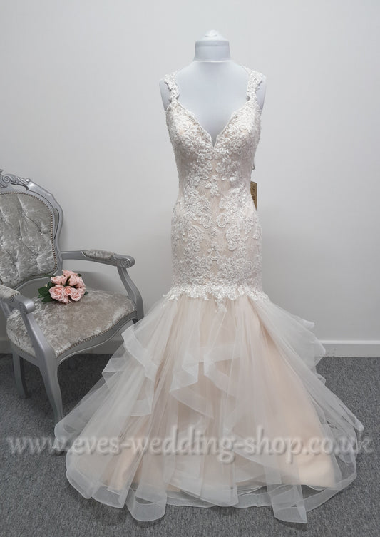 Eternity bride ivory/cafe colour wedding dress UK 10