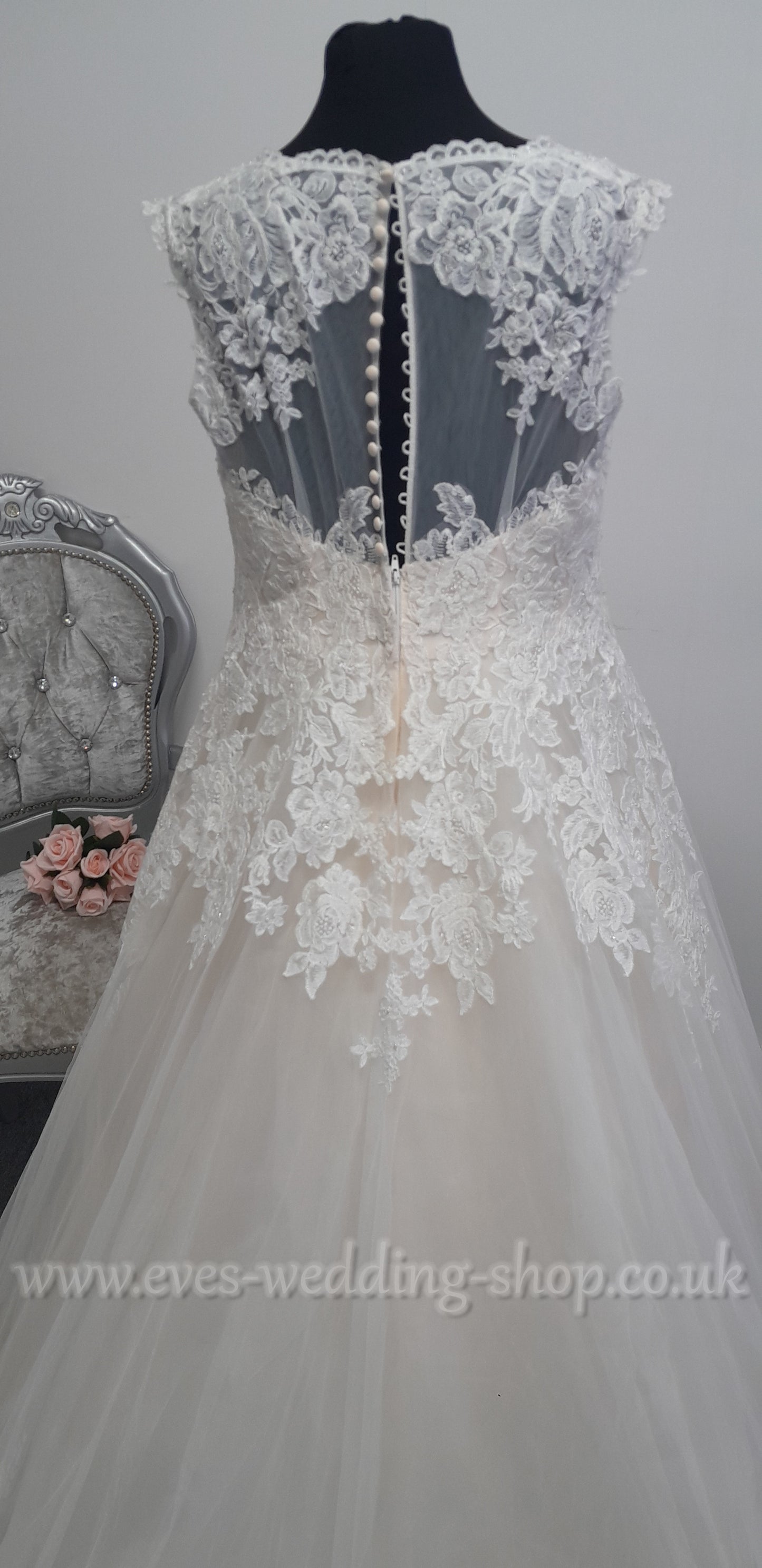 David's Bridal ivory / champagne wedding dress US 20, UK 22