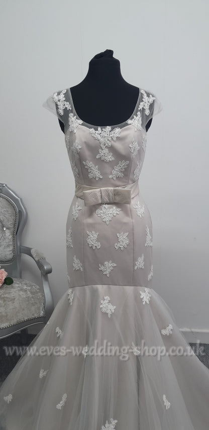 Lou Lou bridal grey wedding dress with bow UK 10