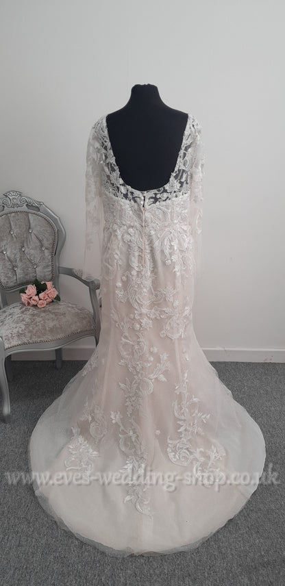 Oleg Cassini glitter ivory / stone colour wedding dress US 26, UK 28