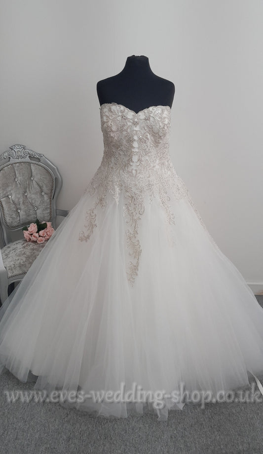Michelle Bridal MB1819 ivory princess wedding dress US 26, UK 28