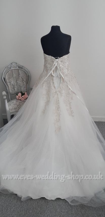 Michelle Bridal MB1819 ivory princess wedding dress US 26, UK 28
