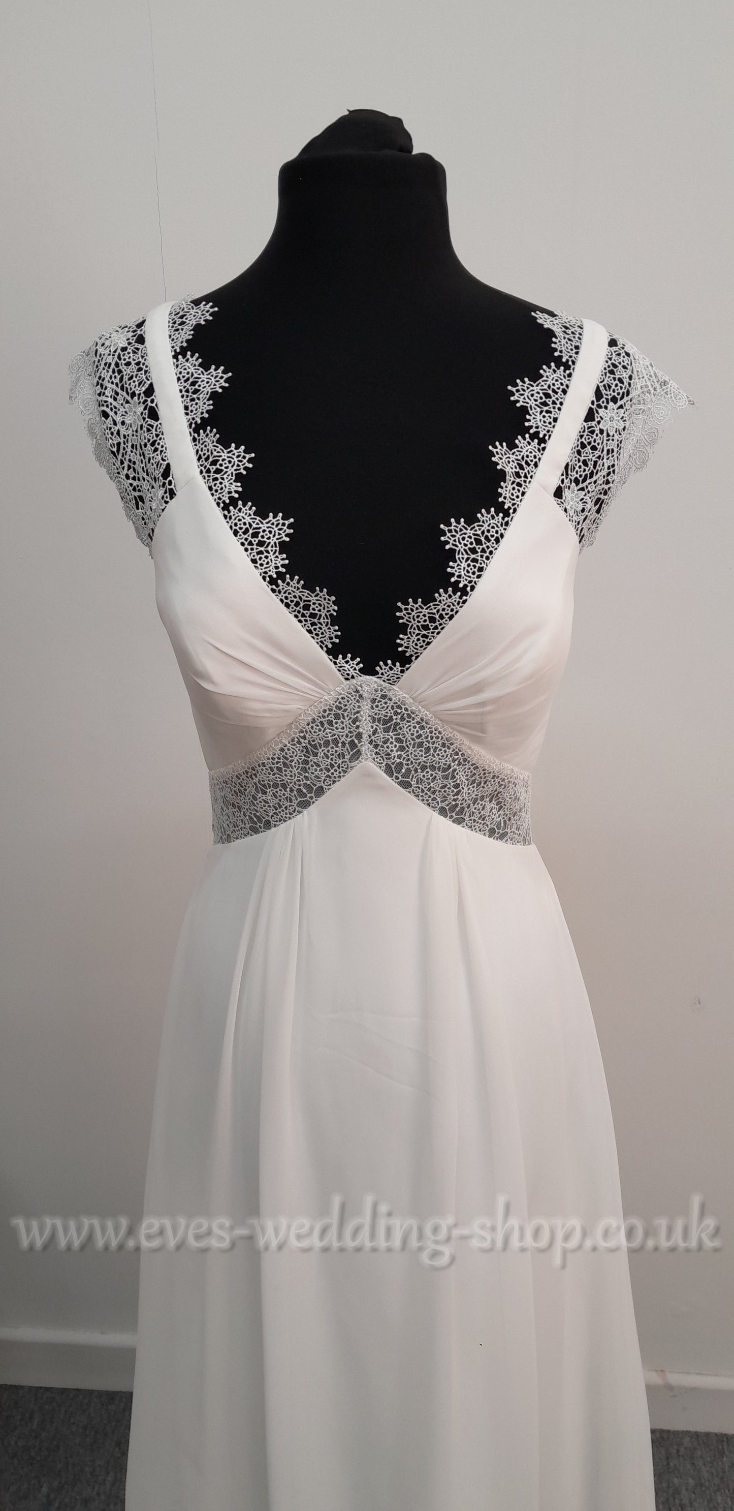 Kelsey Rose ivory wedding dress UK 8