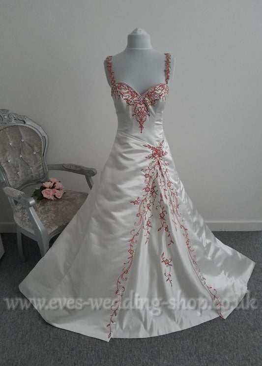Alfred Angelo 1825 ivory/cherry wedding dress UK 8/10