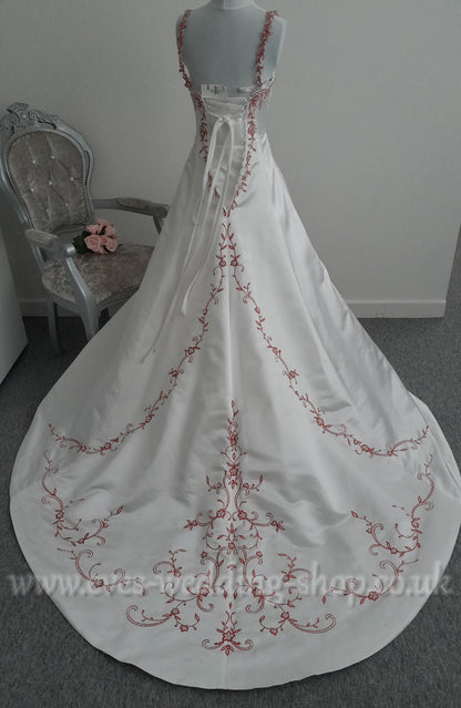 Alfred Angelo 1825 ivory/cherry wedding dress UK 8/10