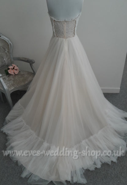 Luce Sposa ivory champagne wedding dress US 10