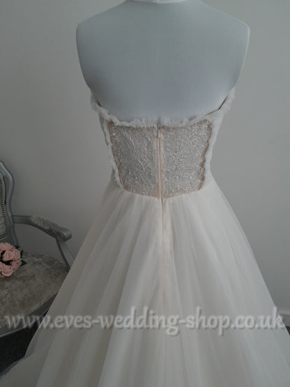 Luce Sposa ivory champagne wedding dress US 10